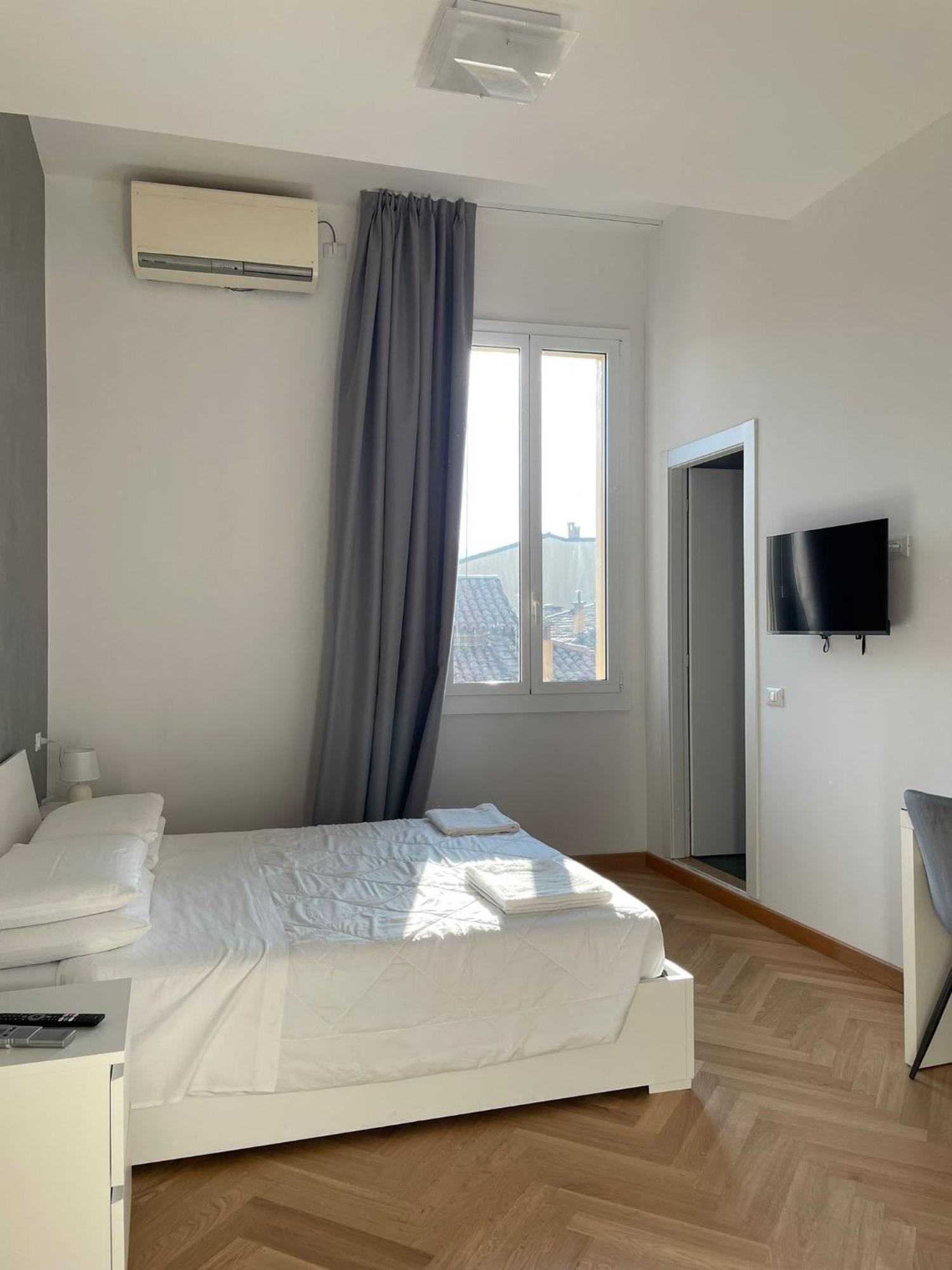 Le Suites Dell'Edera Болоня Екстериор снимка